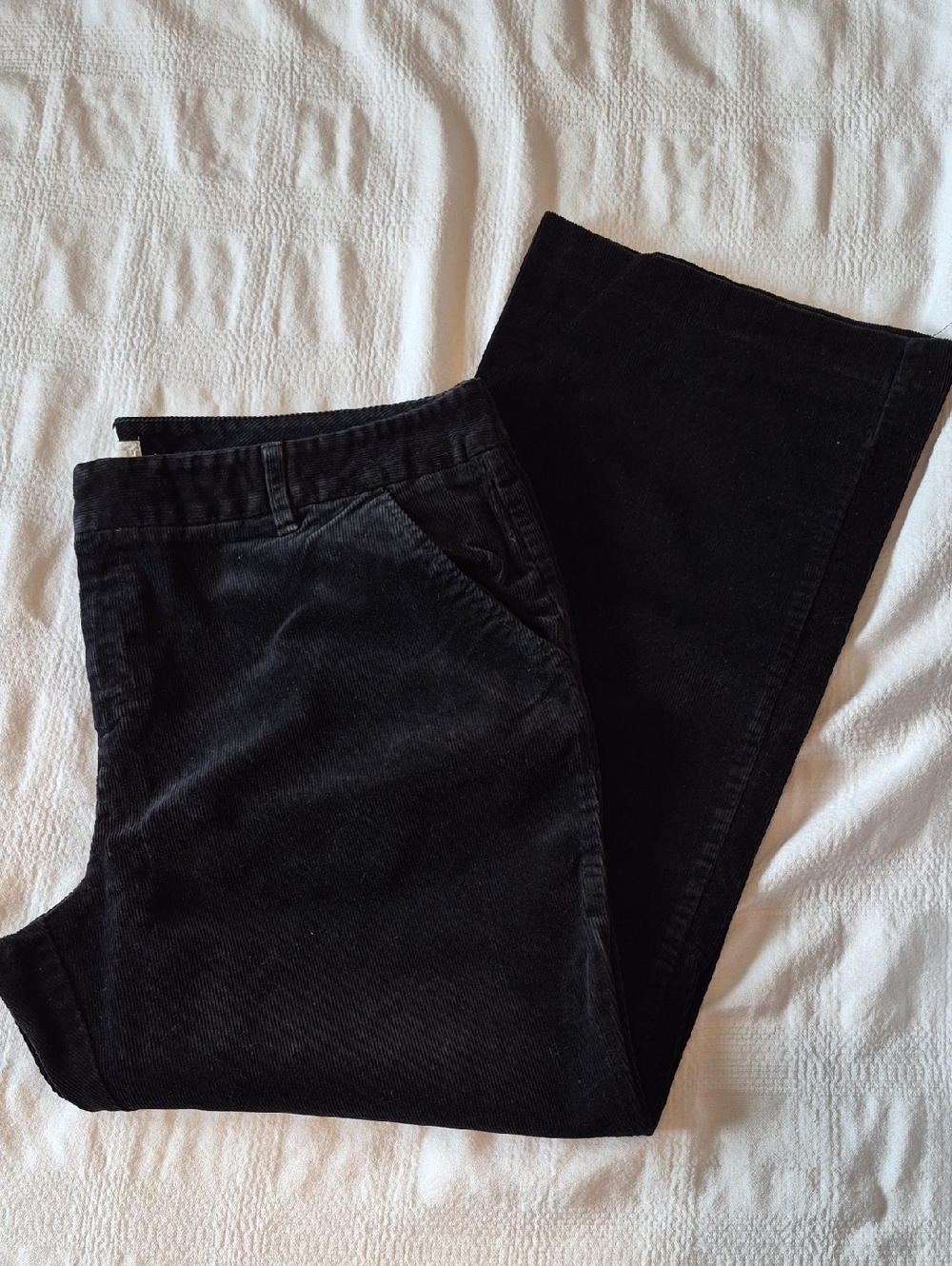 Old Navy women's size 20 black stretch corduroy pants, VGUC